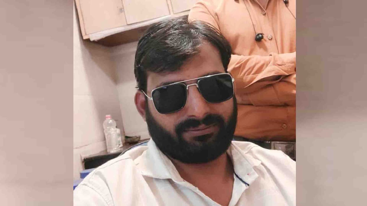 road accident in mahoba, two died and one injured