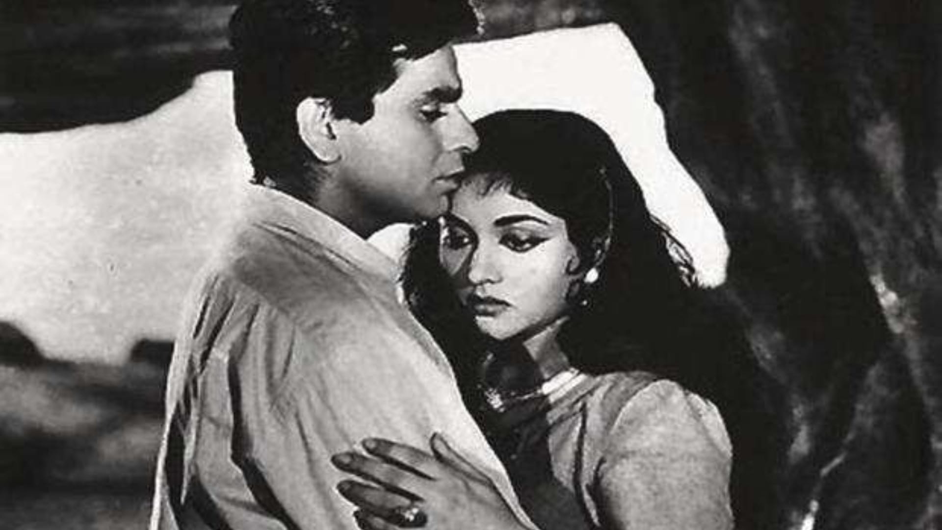 Famous Bollywood Movies Based On Reincarnation Punar Janam Based Movies In Hindi