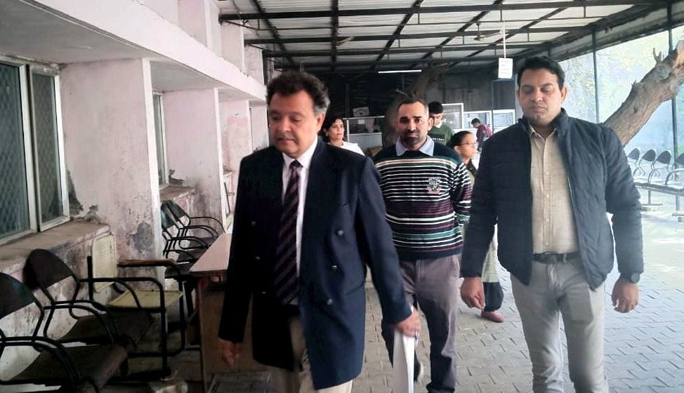 CMO inspected the hospital, reprimanded the employees for finding flaws