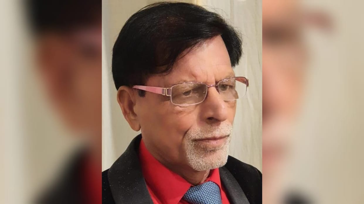 Dr KR Aneja received Lifetime Achievement Award