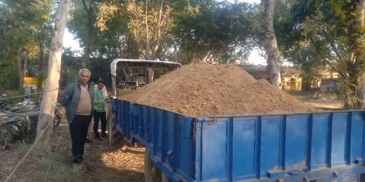 Chief Minister's flying squad raided and arrested one while mining soil