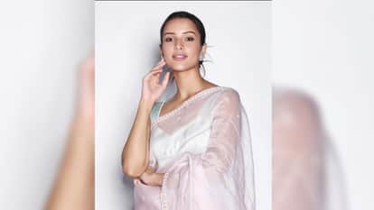 Tripti Dimri shares photos with Anushka Sharma brother Karnesh Sharma and sings Qala song as he records her