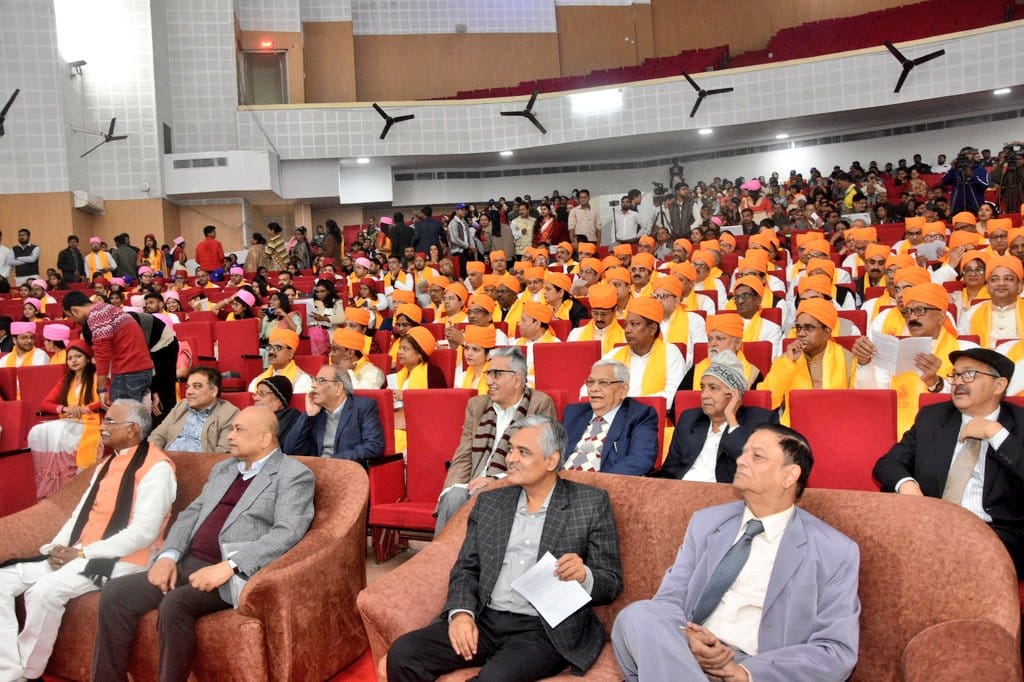 BHU Convocation 2022  ceremony after three years see festive atmosphere in pictures