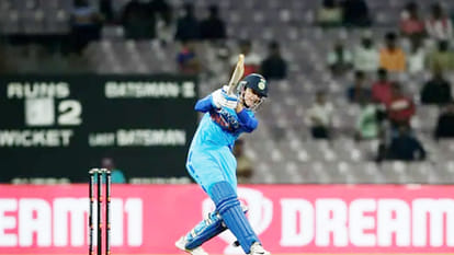 India Women vs Australia Women, 2nd T20I Live Cricket Score, SuperOver Smriti Mandhana Innings News In Hindi