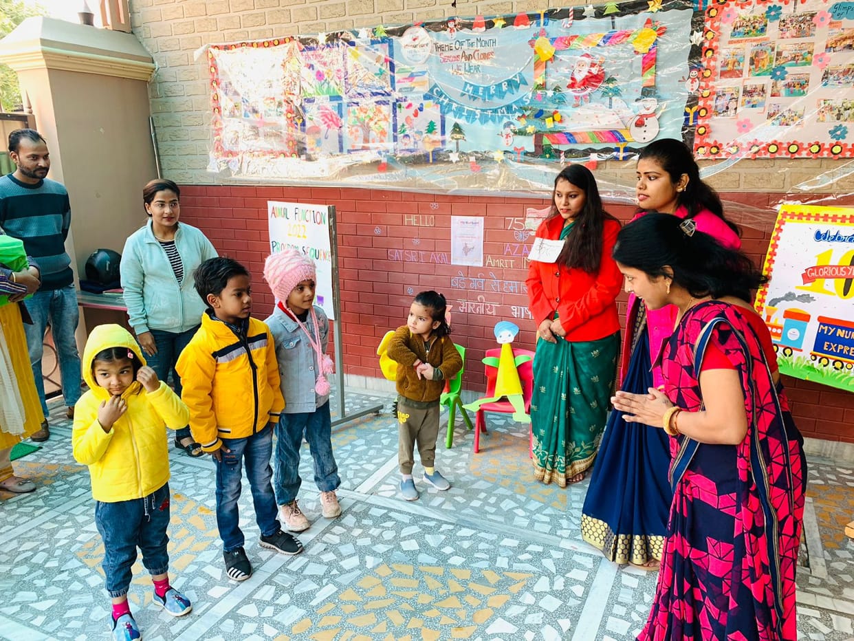On the occasion of Indian Language Day children learned to say hello in different languages