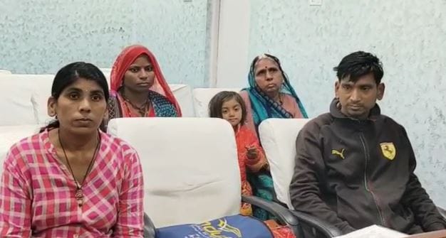 MP News Like Lalu daughter Rohini Khargone woman will donate kidney for her brother