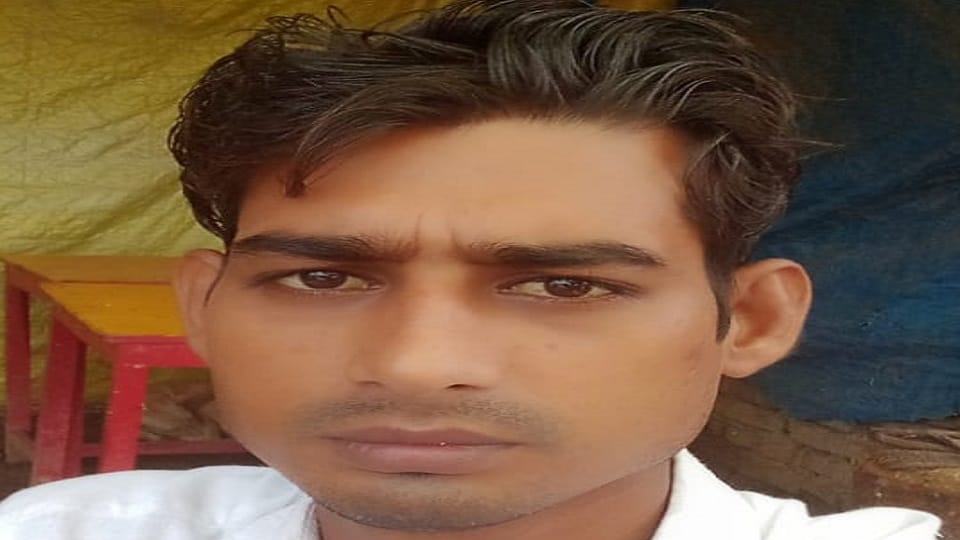 Dead body of missing youth found at home in Deoria