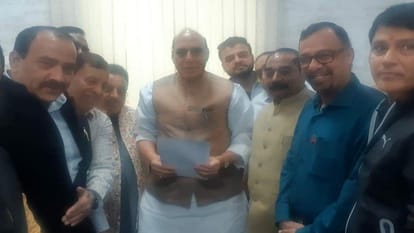 GST raids at 74 places tax evasion of 2.45 crores caught