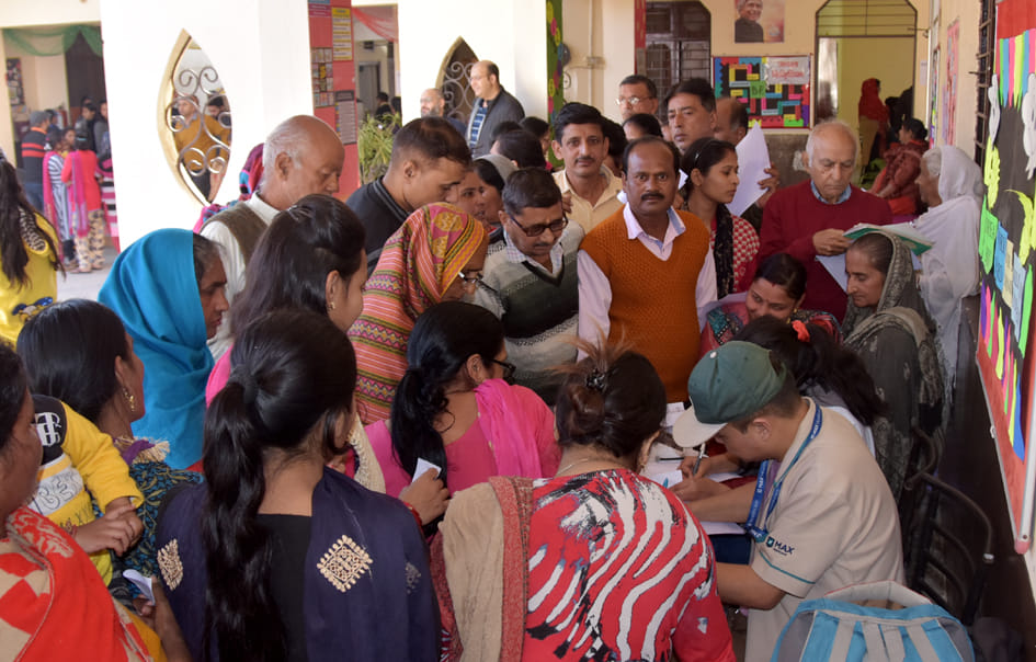 750 people underwent health test in the camp