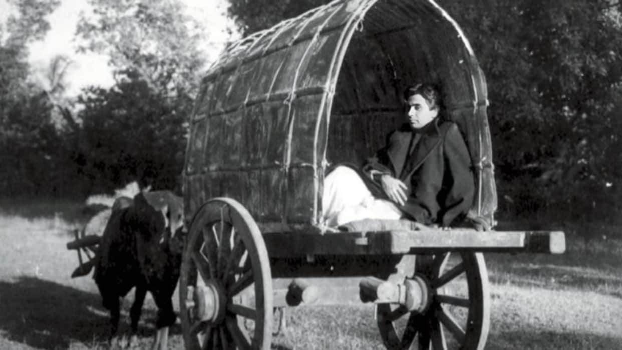 Dilip Kumar 100th birthday 10 best roles in hindi cinema Bollywood news in hindi Shakti ram aur shyam daag