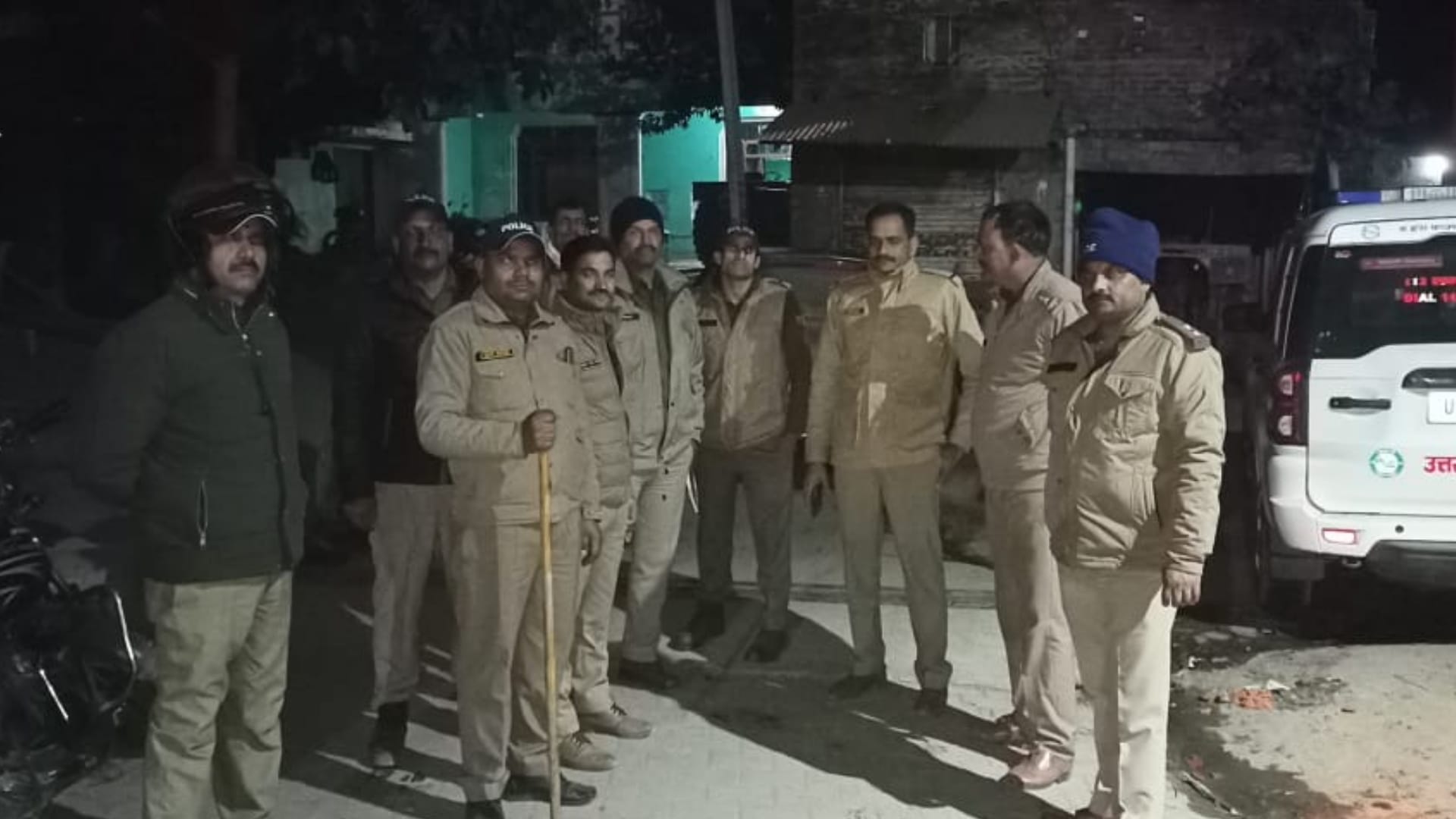 Ruckus stone pelting and firing in Ghosipura Roorkee two youths were shot, many injured Uttarakhand news