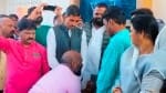 विधायक महेश परमार ने एसडीएम के पैर तक छू लिए।