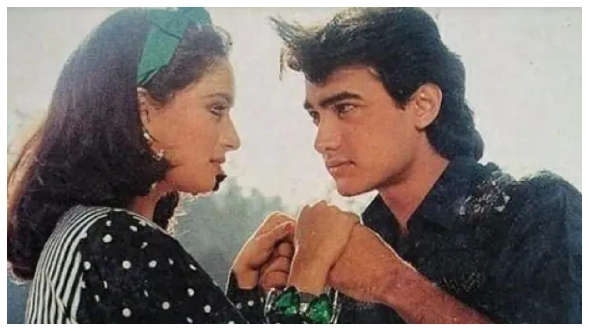 Monday Flashback: When Aamir Khan do Prank with Madhuri Dixit during Dil movie actress run behind him to beat