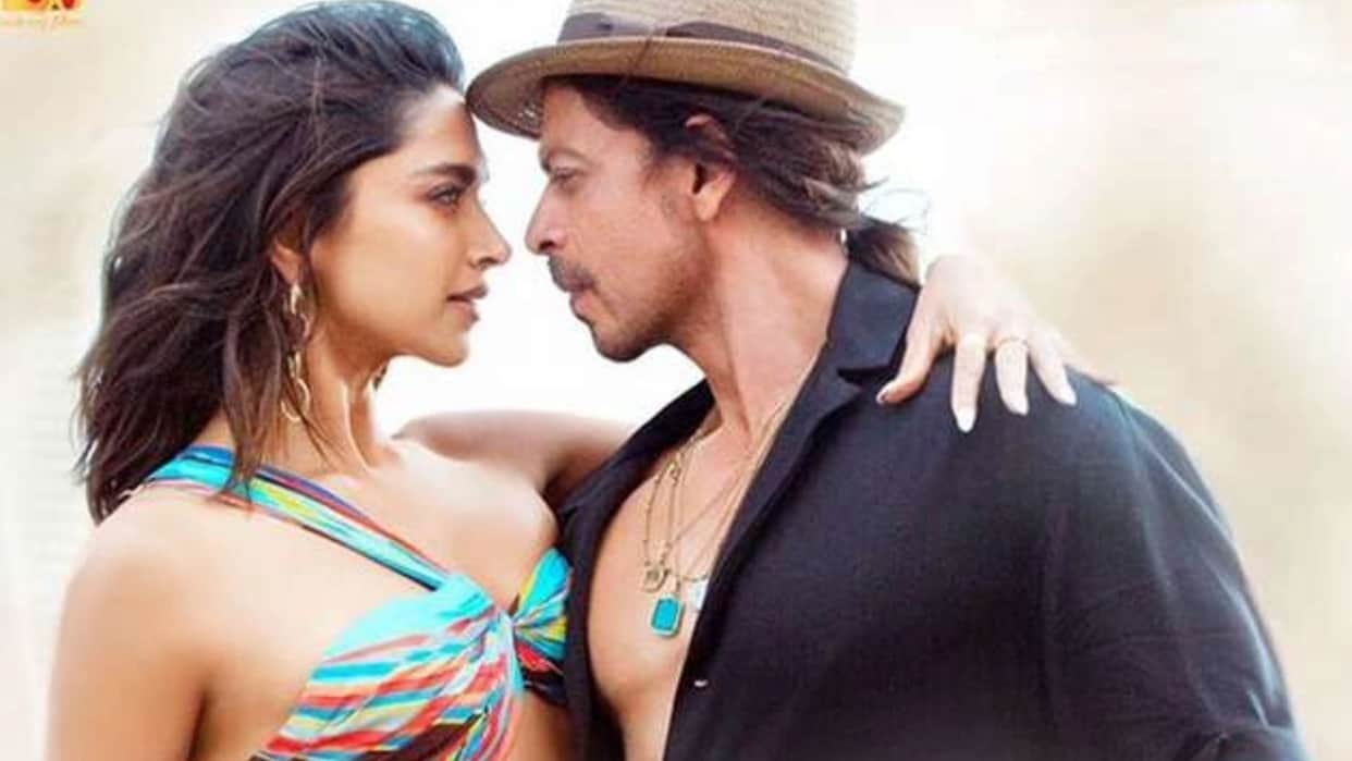 bollywood and tv live updates know shahrukh khan and deepika padukone pathaan besharam rang song release