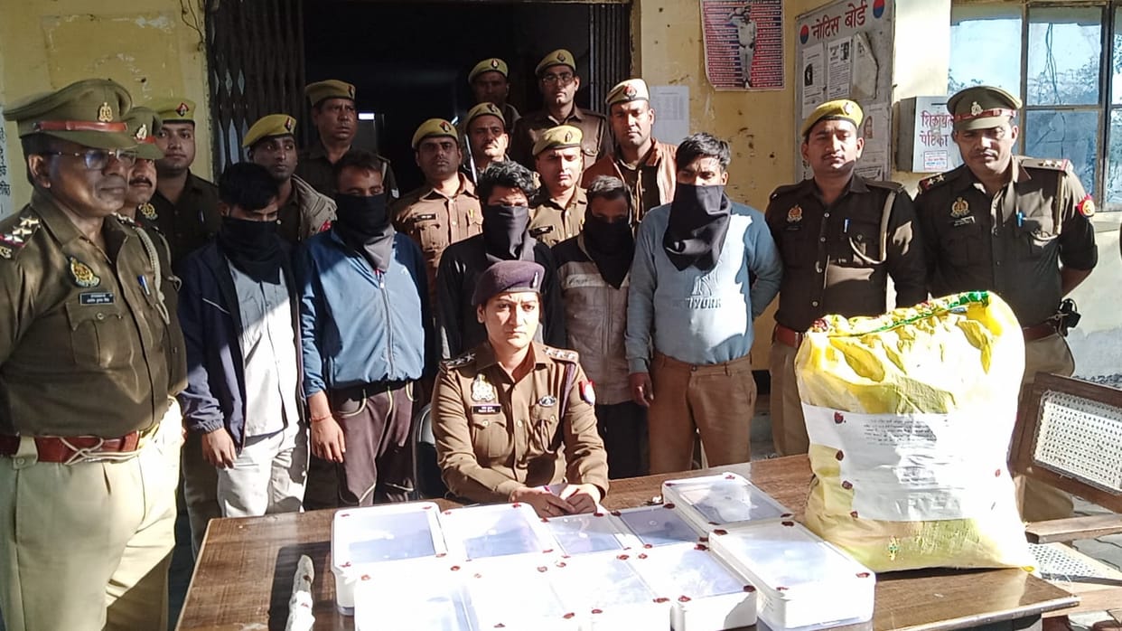 Five miscreants arrested for stealing from a bullion trader