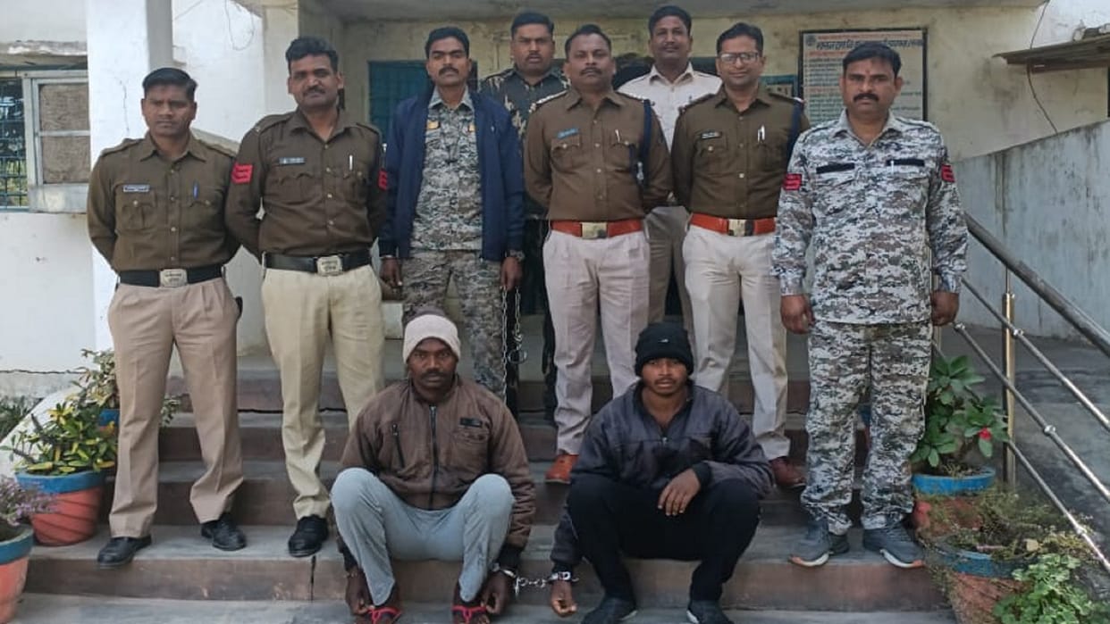 chhattisgarh friend killed young man by thrashed him