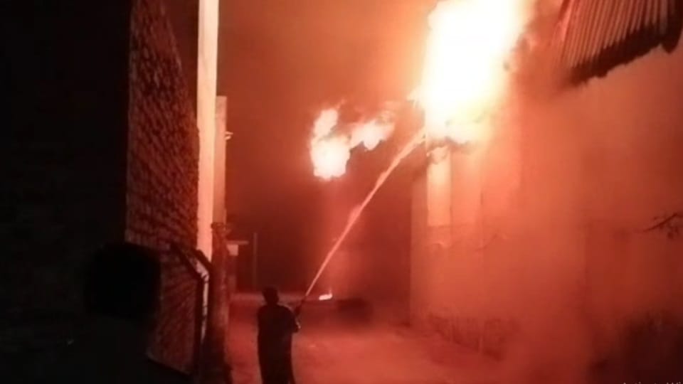 Roorkee News: Fierce fire broke out in transformer factory people panic photos