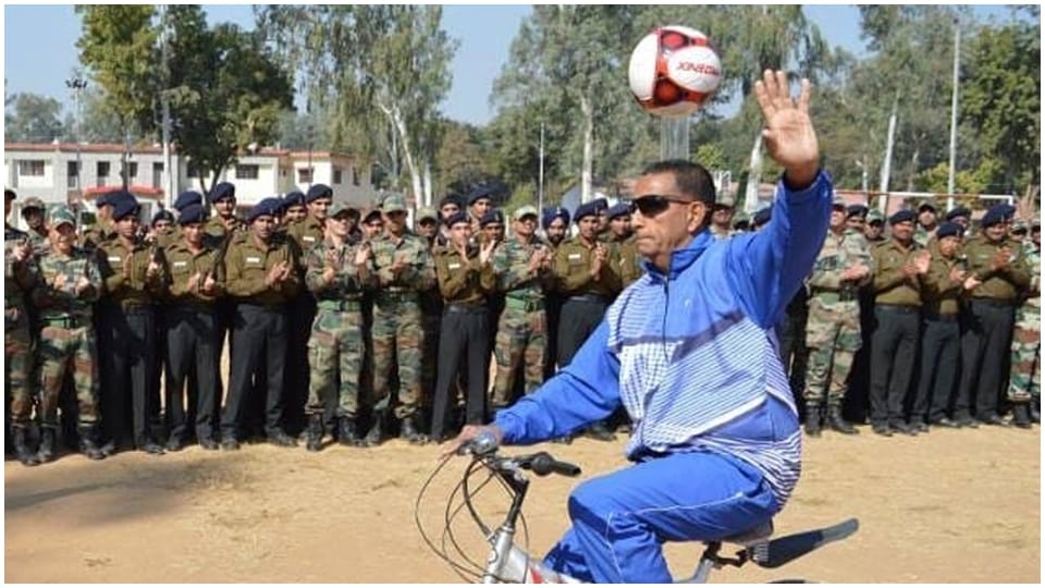 FIFA World Cup Retired army man Azad Singh cycles for 30 km daily with football on his head