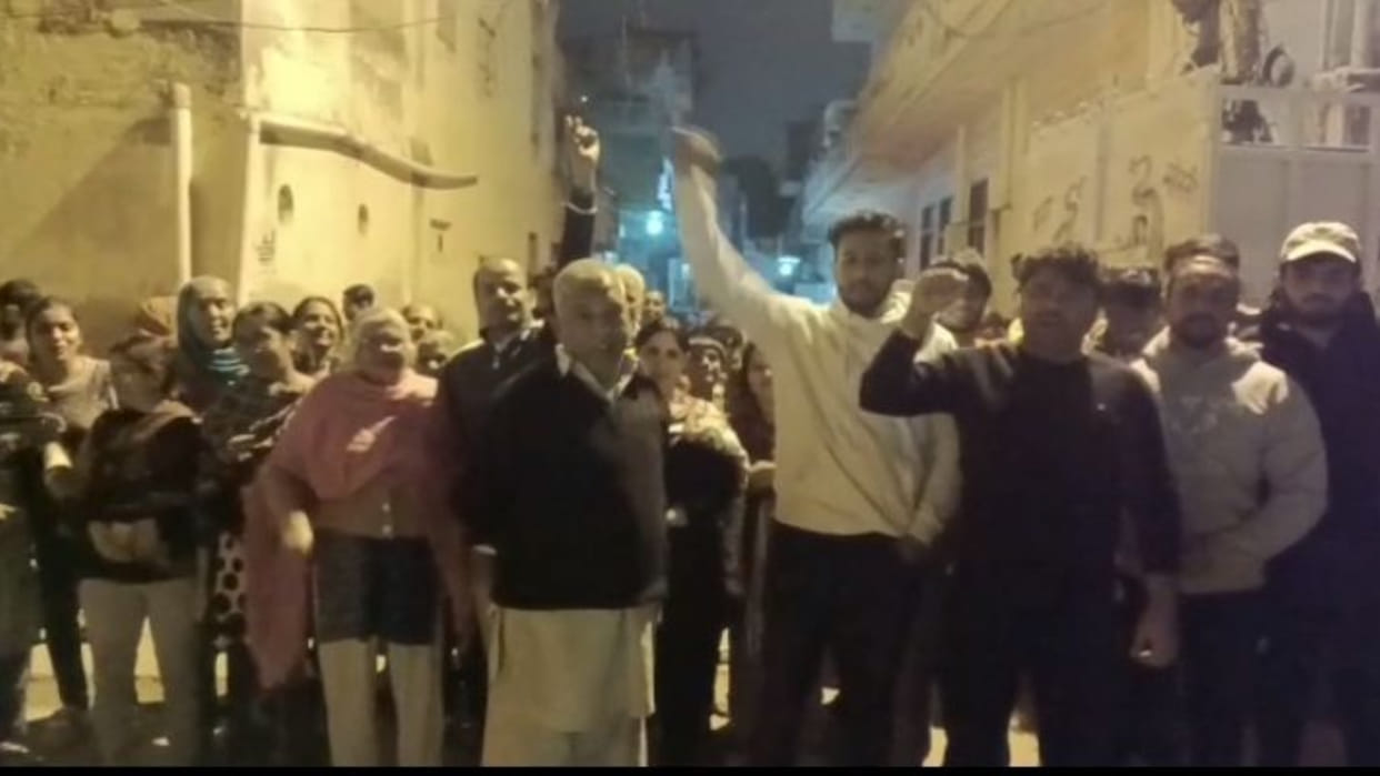Two persons were attacked with sharp weapons in Lajpat Nagar of Sonipat