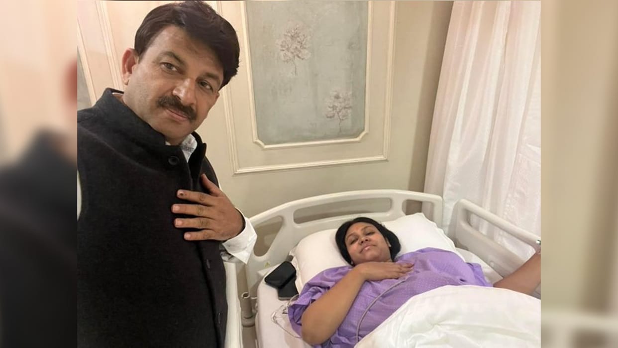 bhojpuri actor singer and politician Manoj Tiwari blessed with baby girl