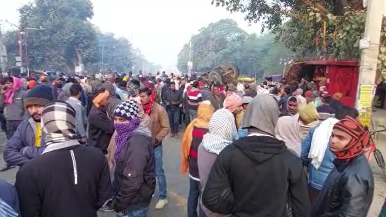 Loss of life of two at speed: Tractor collided in Sasaram, scooty rider two killed, ruckus by j