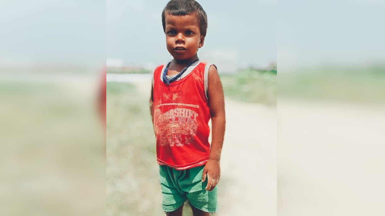 Kid missing since 9 december found dead in bundle of sheets in Pilakhua Hapur