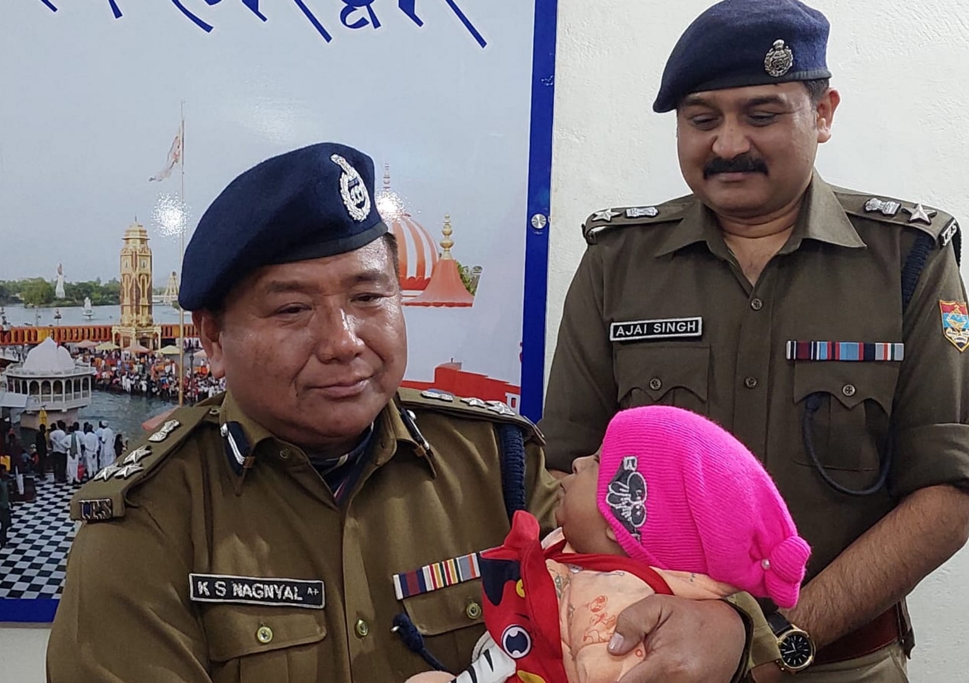 child stolen case in Haridwar Asha worker deals eight month baby with a cloth merchant for Rs 2.5 lakh