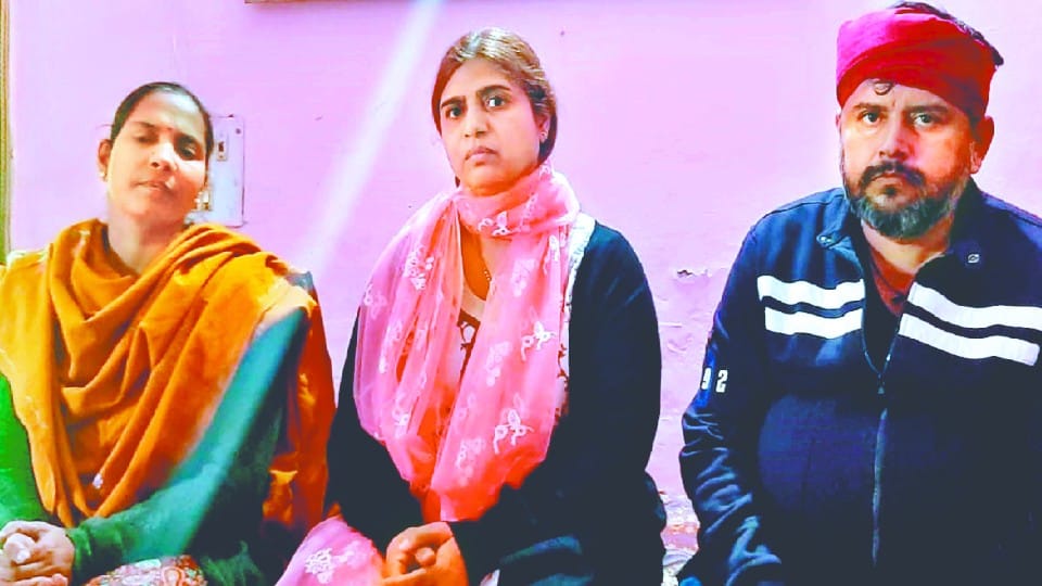 agra police investigating call details of software engineer for solve murder mystery