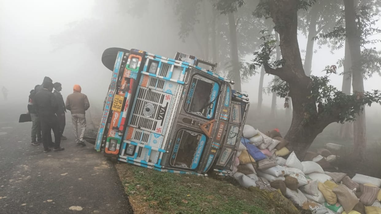One died and two injured in accidents in Balrampur.