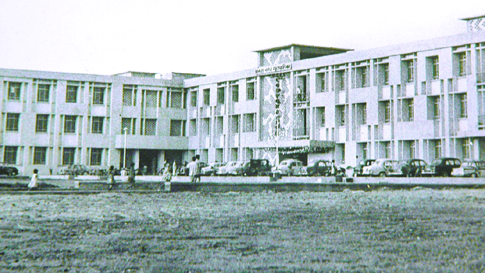 municipality imposed house tax in Agra first time in the year 1913