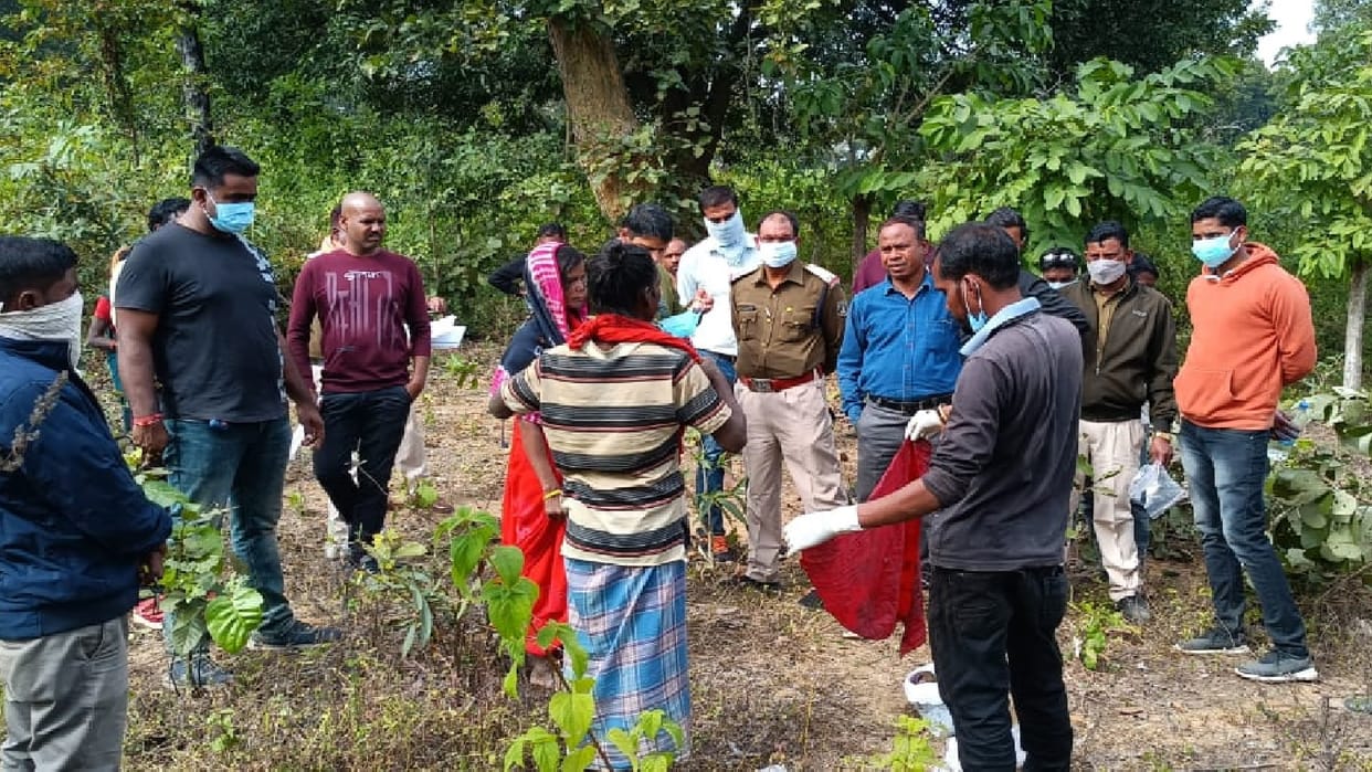 missing chhattisgarh old woman died of cold in ambikapur