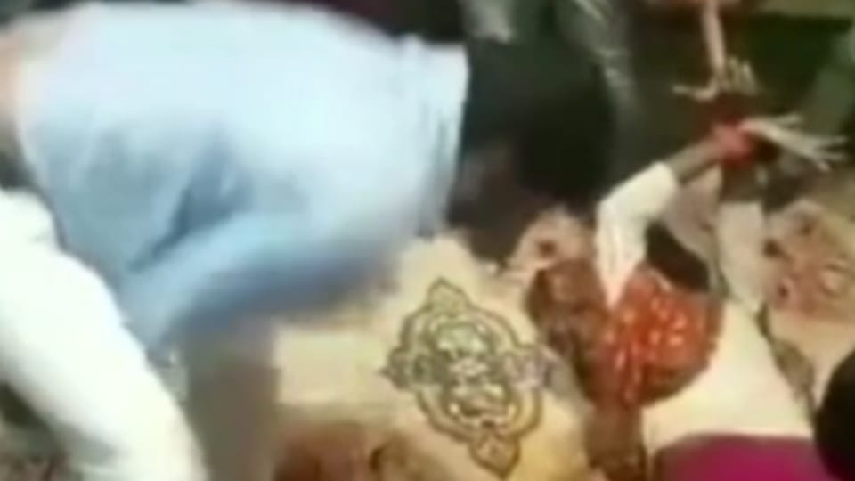 Video of Beating of Two man went viral, Narnaul Police Registered Case