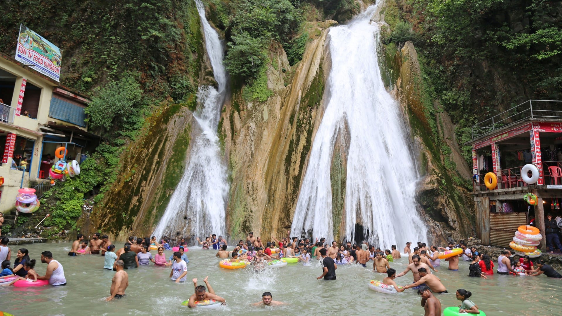 Christmas 2022 Mussoorie Tour Package on Weekend Cheapest Trip Plan in Hindi
