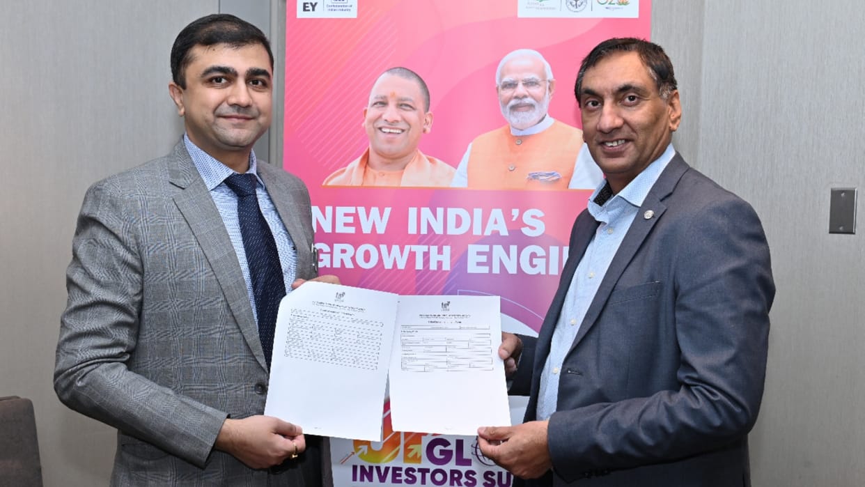 MOU signed by Canada company to invest in Uttar Pradesh.