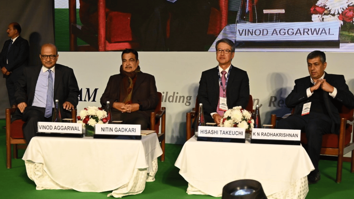 indian govt is planning to promote flex fuel and vehicles to reduce pollution