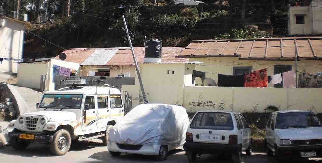 Parking in Ranikhet Hopital