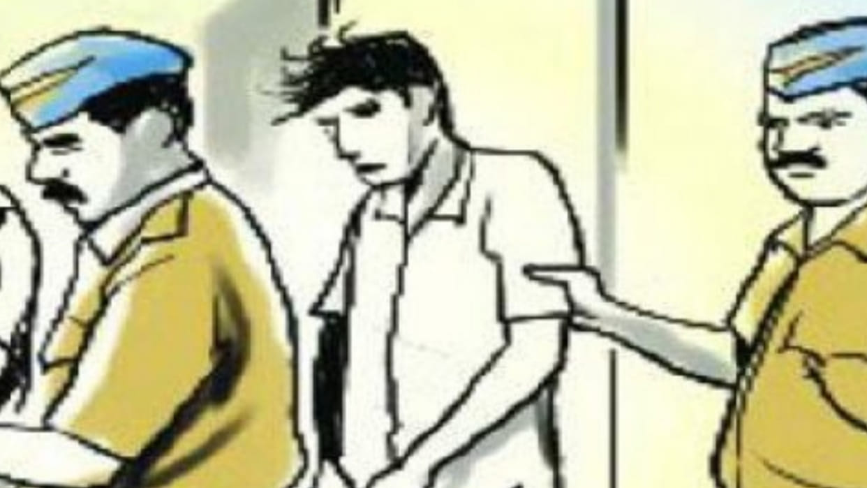 Young man married and left his wife in the safe house, ran away with the minor girl
