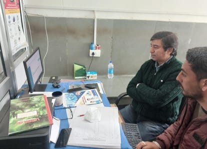 चंबा के मेडिकल कॉलेज में ऑनलाइन परामर्श देते मनो चिकित्सक।संवाद