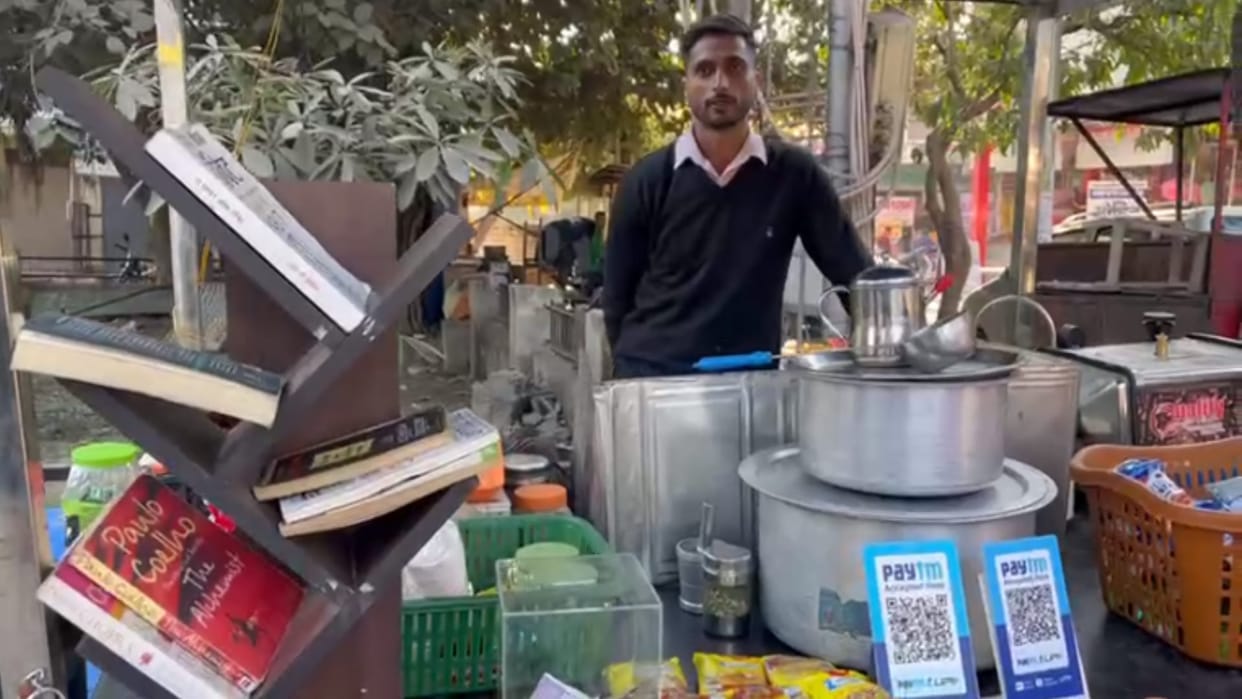 Meerut News: Mr Vlogger Chaiwala of Meerut has famous on social media