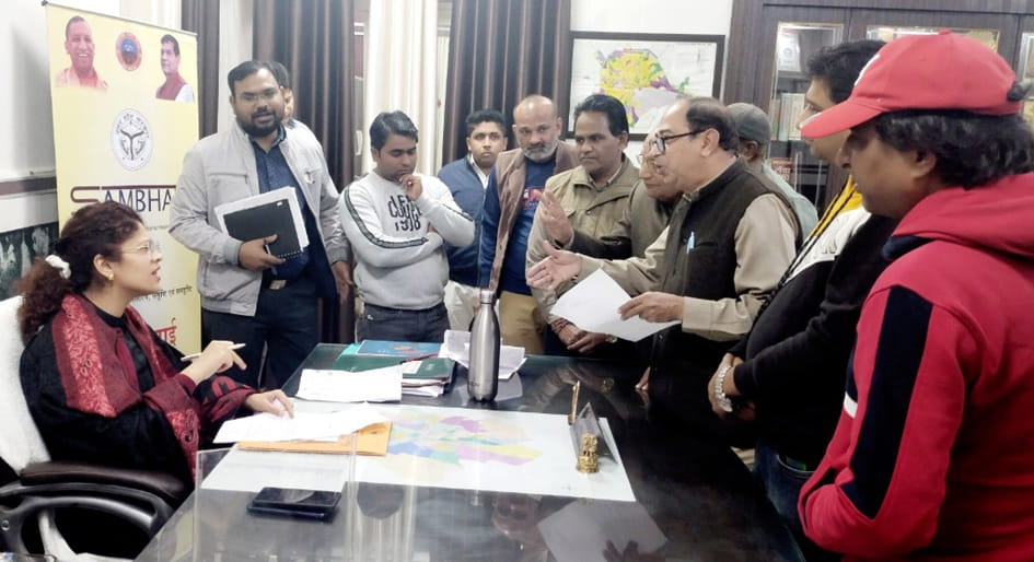 The councilor kept the demand for toilet and drain cleaning
