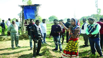 Father-son died due to electrocution, accident occurred during irrigation of the field