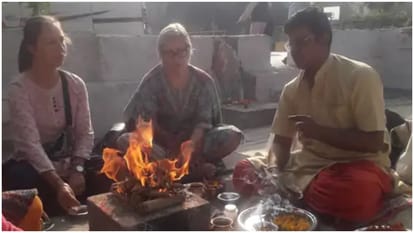 Russian girl marries with khejdi tree in udaipur foreigner unique wedding in rajasthan
