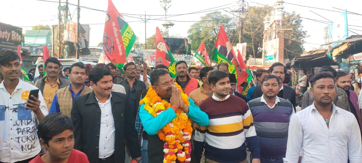 Banda: Mohan arrived to take charge after the restoration order