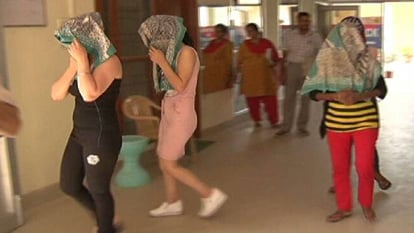 hotels prostitution Bookings basis of hours no record of couples is kept police ready list