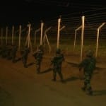 जम्मू आईबी पर गश्त करते सुरक्षाबल