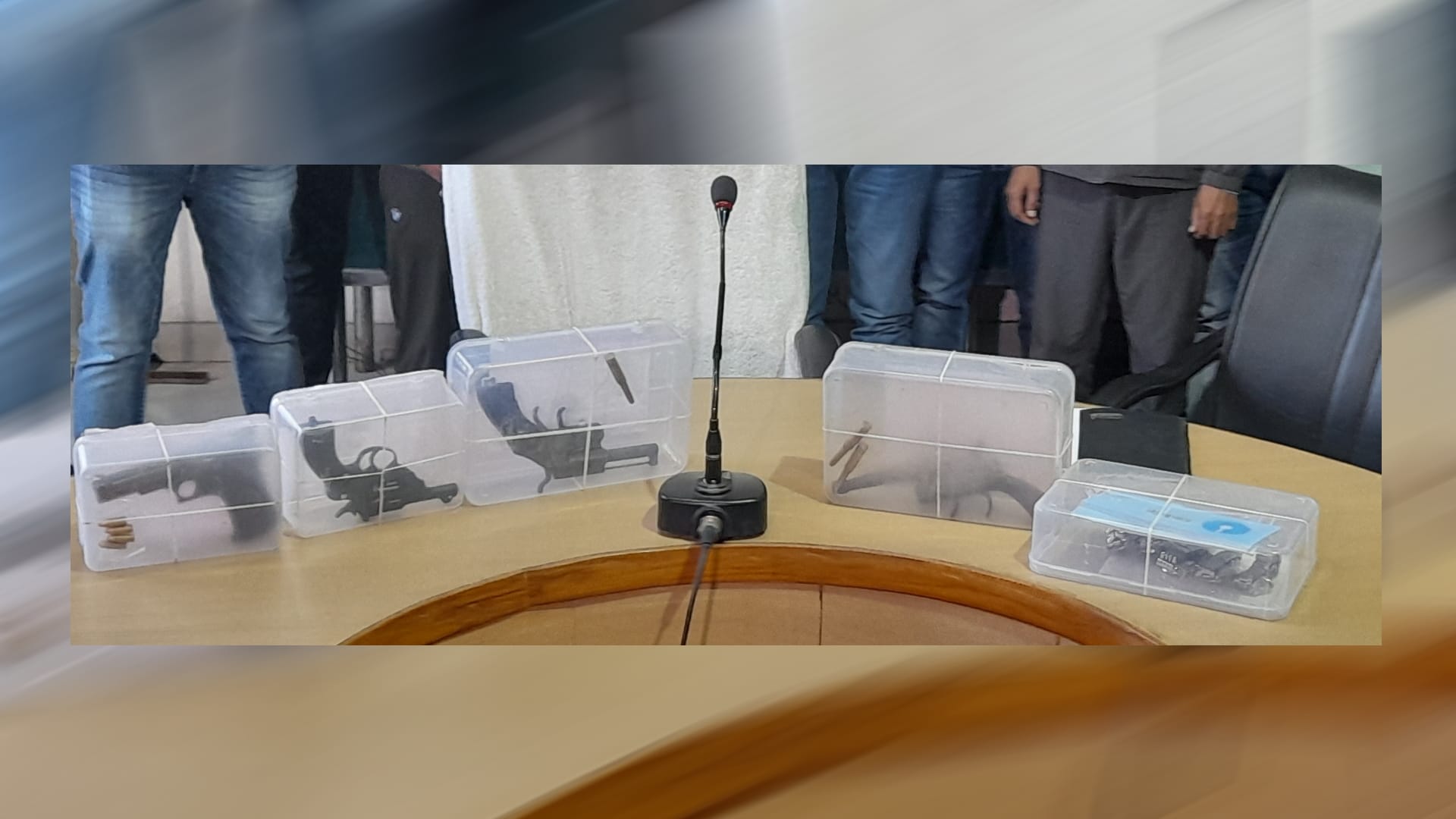 Advocate house looted in Race Course Dehradun Uttarakhand news