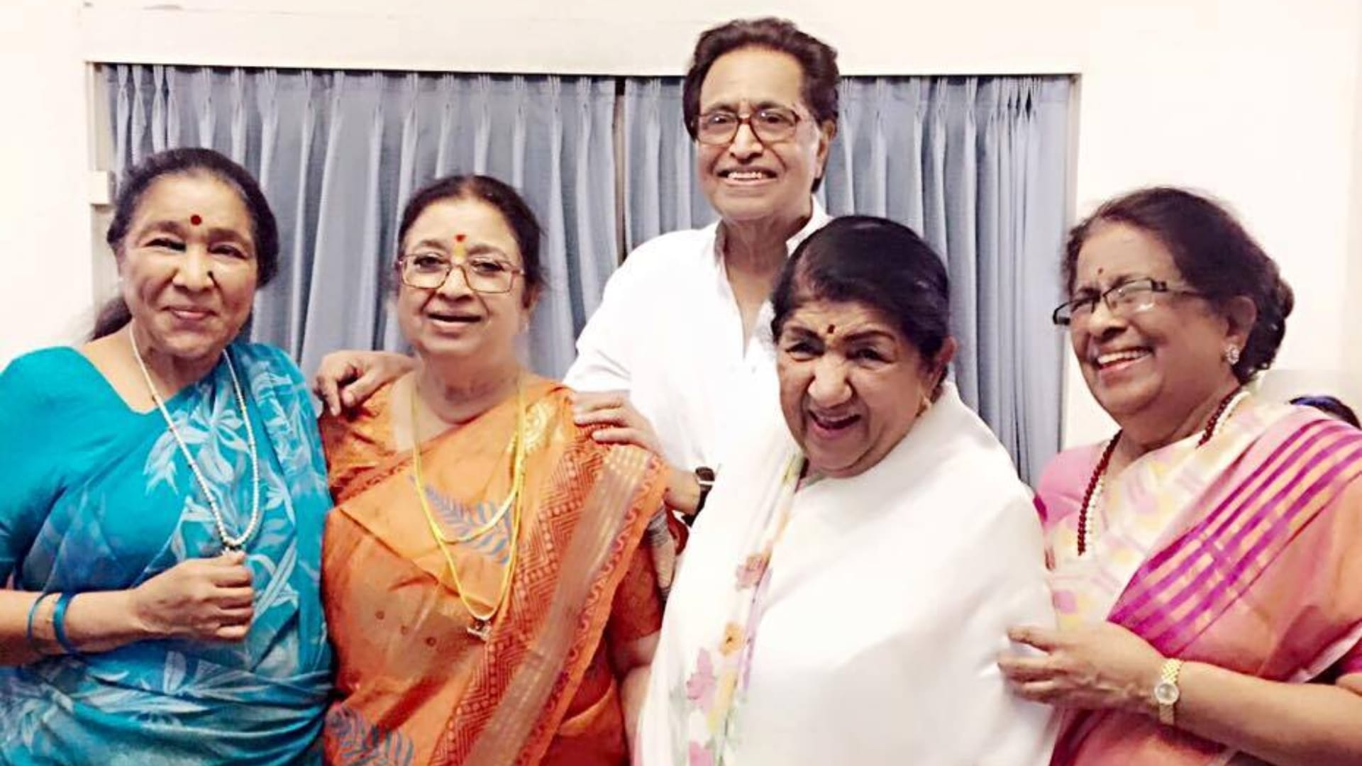 Usha Mangeshkar EXCLUSIVE interview with amar Ujala jai santoshi maa mungda aplam chaplam lata mangeshkar