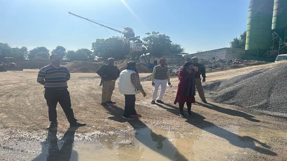 Illegal mining base raided in Malpura agra big stock caught