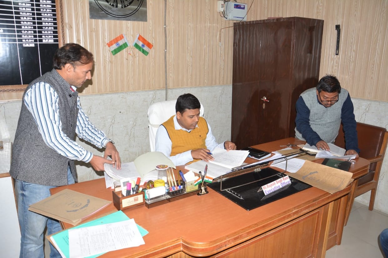 1100 houses registered suddenly, signatures of illiterate people