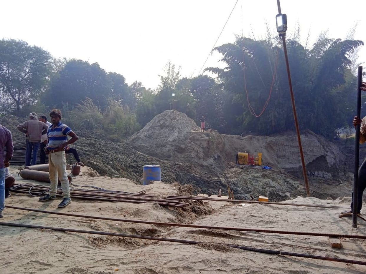 Construction of Bhatpurwa bridge started at a cost of 85 lakhs